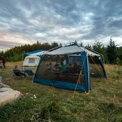 Eureka Northern Breeze 12 Screenhouse -Tents Sales 2023 46b9b334 e69f 4792 917b e8153cd73f93